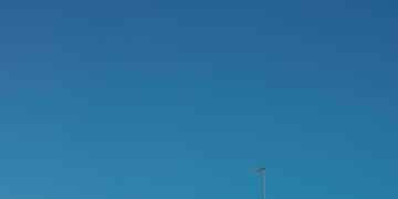 Renewable Energy Investment Reaches Record $75 Billion: A Detailed Analysis - Cover Image