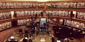 Amazing Fact: The Library of Congress and Its 170 Million Items - Cover Image