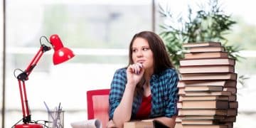 Choosing the Right College Major: Data-Driven Insights for US Students - Cover Image