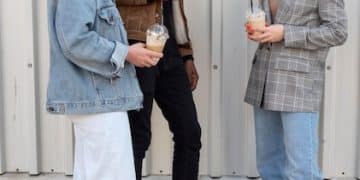 The Astonishing 400 Million Daily Coffee Cups in America - Cover Image