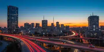 Driverless Cars by 2030: US City Infrastructure Challenges Futuristic cityscape with driverless cars on smart roads